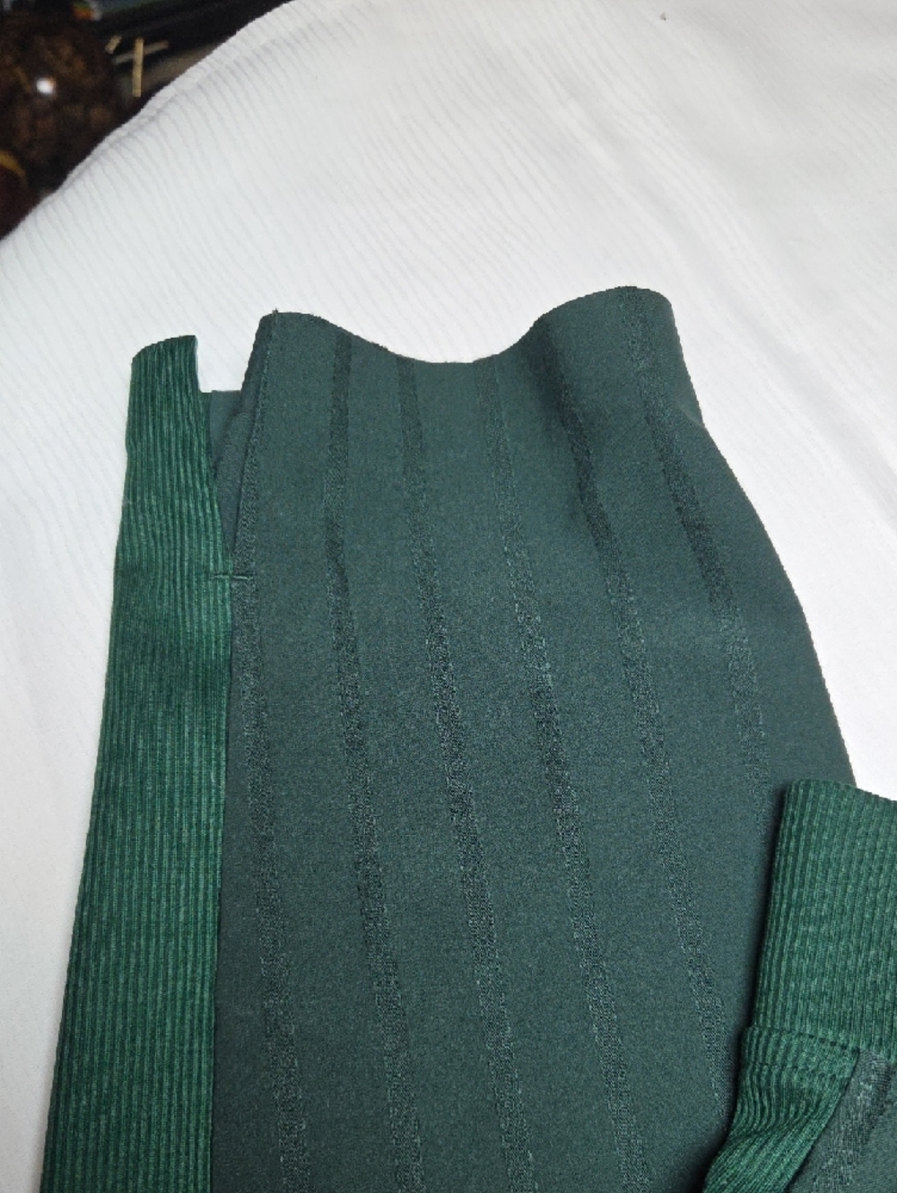 Athleta Forest Green Stretch Casual Pants,sz 4/p. - Picture 4 of 5